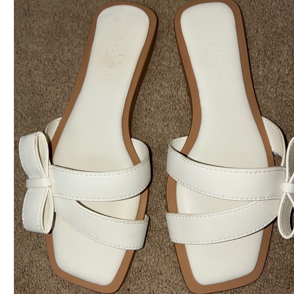 New Directions Skylar Sandals Womens 6.5 White Bow Double Strap Square Toe Slide